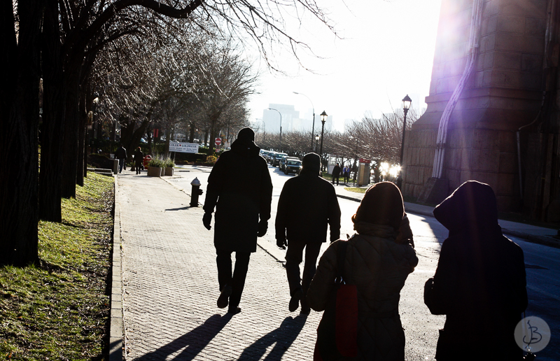 This is a photograph of the 'Street life in NYC' article!