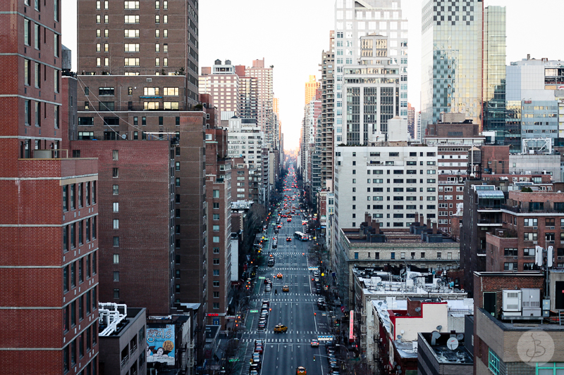 This is a photograph of the 'Street life in NYC' article!