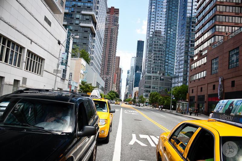 This is a photograph of the 'Street life in NYC' article!